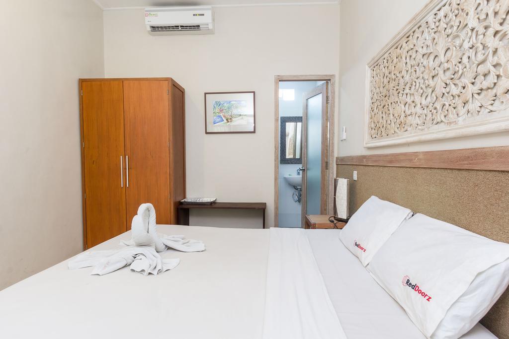 Guest house Reddoorz @ 2 2*